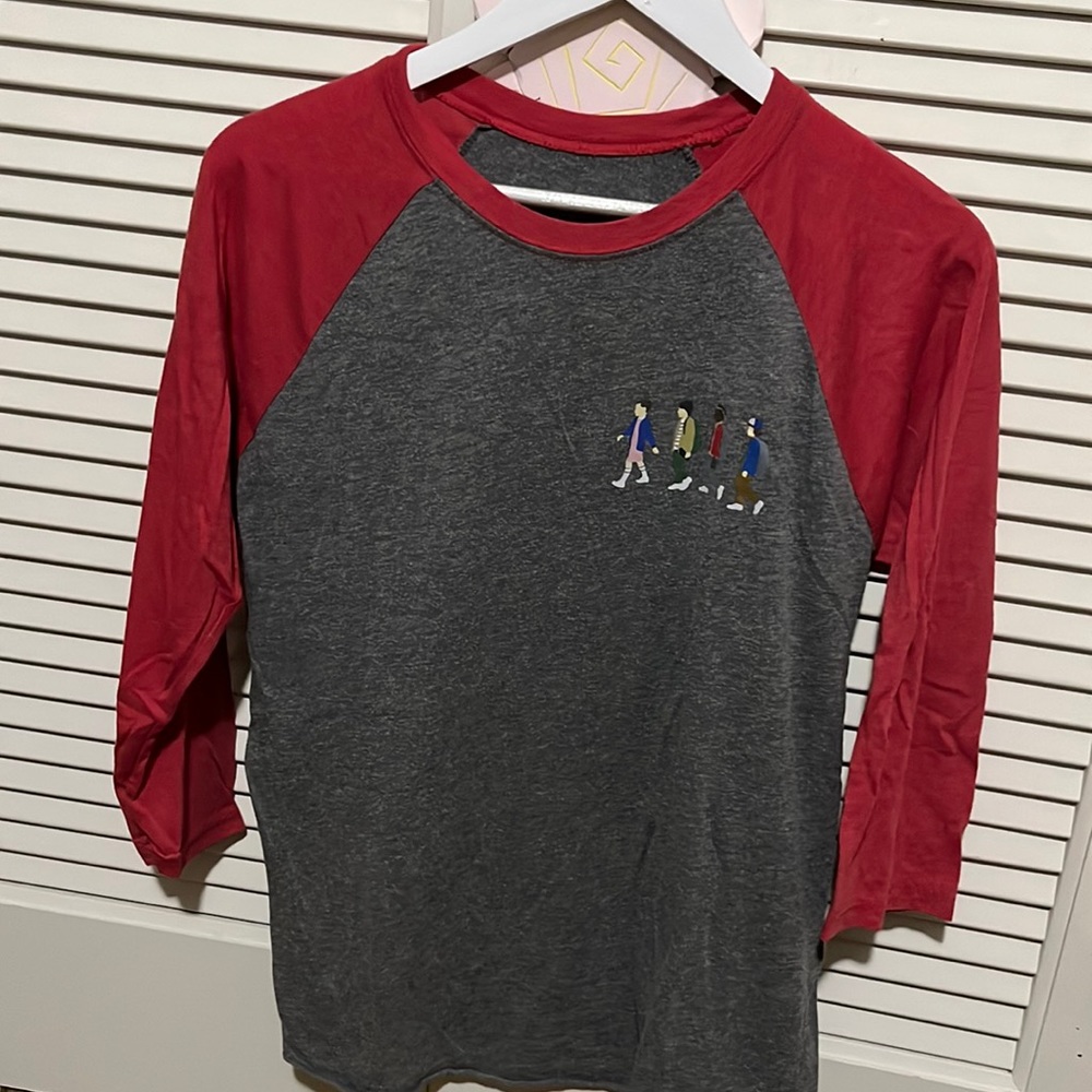 Stranger Things 3/4 Length Sleeve Tee (Women’s Medium)
